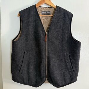 Men’s Woolrich Wool blend and Sherpa Vest